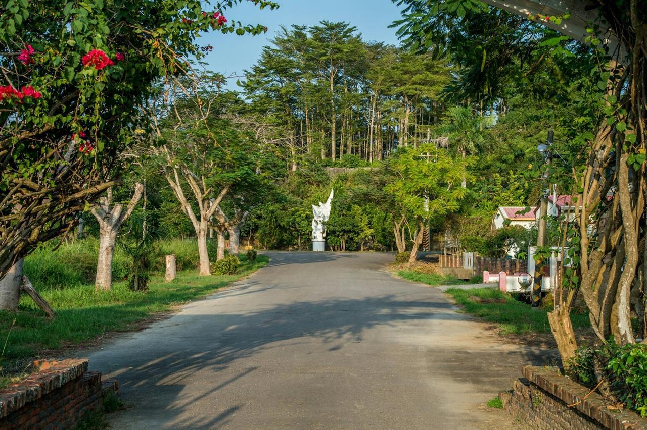 Mountain Homestay 6-8人包棟民宿 Xinhua Luaran gambar